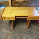 Psací stůl z masivu                     