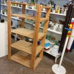 Masivní regál IKEA                      