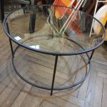 Kulatý stolek se sklem                  