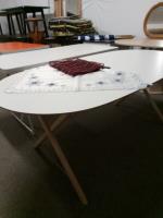Stůl IKEA masiv                         