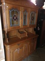 Dubový příborník moc pěkný              