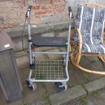 Invalidní chodítko                      